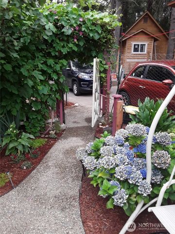 8011 175th Avenue SW, Longbranch, WA 98351