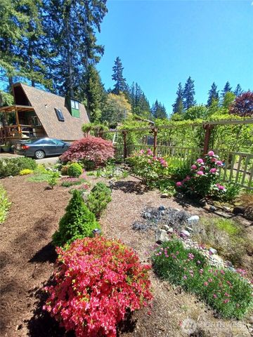 8011 175th Avenue SW, Longbranch, WA 98351