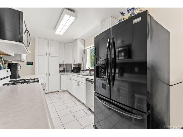 3397 W Tanforan Dr, Englewood, CO 80110