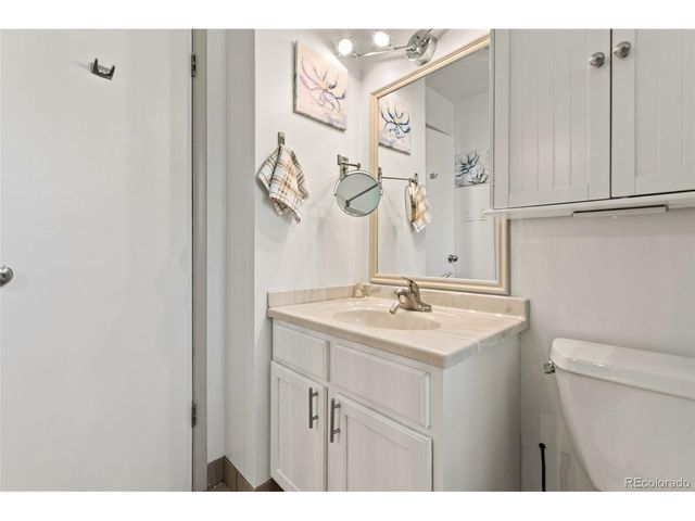 3397 W Tanforan Dr, Englewood, CO 80110