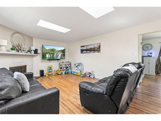 3397 W Tanforan Dr, Englewood, CO 80110