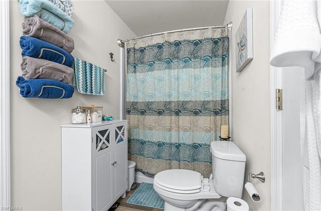 9158 Aegean CIR, Lehigh Acres, FL 33936