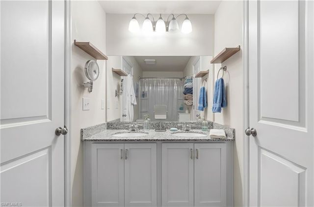 9158 Aegean CIR, Lehigh Acres, FL 33936