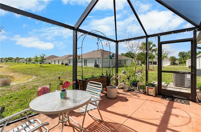 9158 Aegean CIR, Lehigh Acres, FL 33936