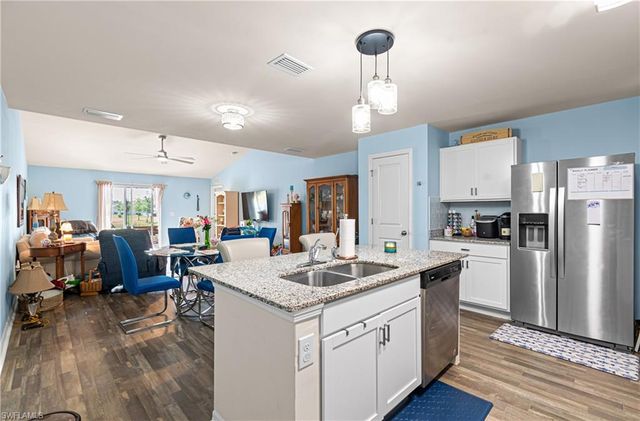 9158 Aegean CIR, Lehigh Acres, FL 33936