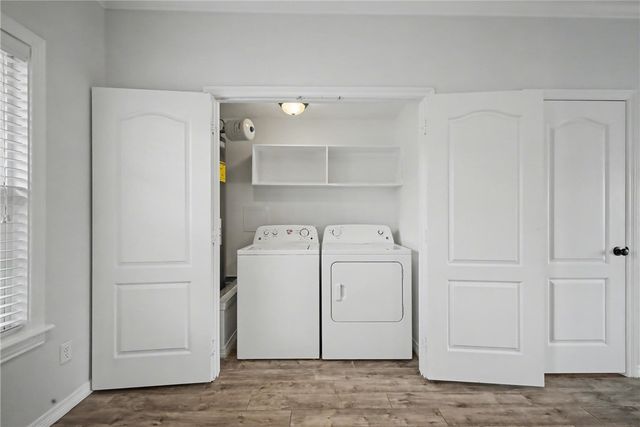 301 Southwest Parkway 329, College Station, TX 77840