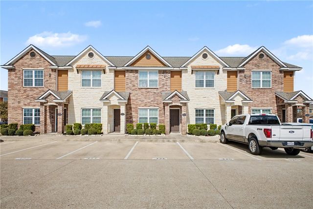 301 Southwest Parkway 329, College Station, TX 77840