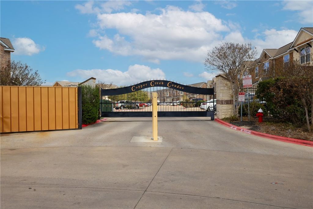 301 Southwest Parkway 329, College Station, TX 77840 — photo 2