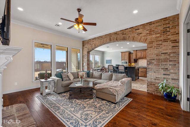 1019 Spanish Moss Circle, Bossier City, LA 71111