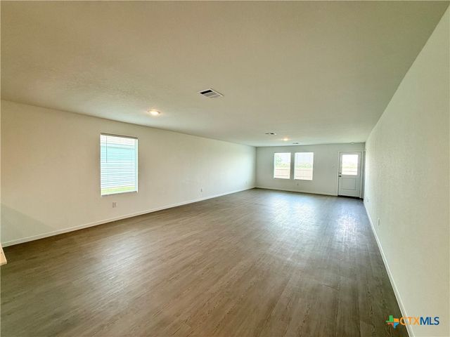 3175 Dispatch Drive, New Braunfels, TX 78130