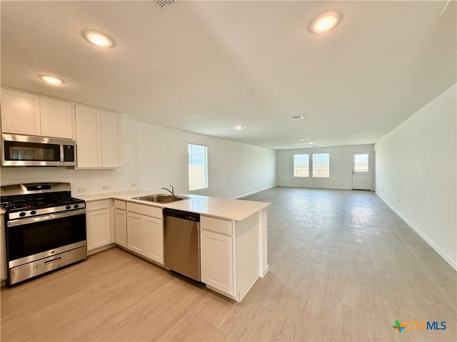 3175 Dispatch Drive, New Braunfels, TX 78130