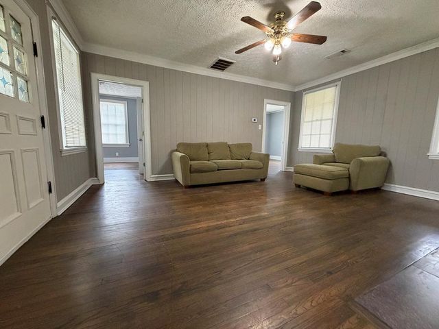 1501 Warm Springs Road, Columbus, GA 31904