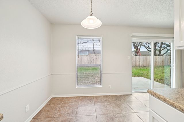 1209 Pin Oak, Denton, TX 76209