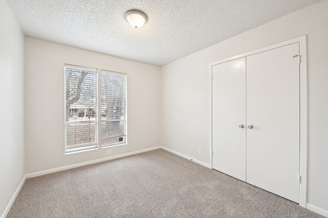 1209 Pin Oak, Denton, TX 76209