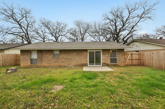 1209 Pin Oak, Denton, TX 76209