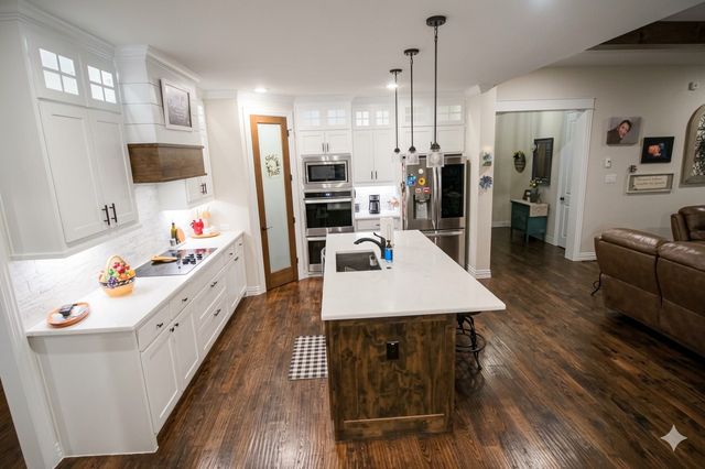 820 Dove Meadow Trail, Waxahachie, TX 75167