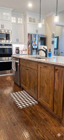 820 Dove Meadow Trail, Waxahachie, TX 75167