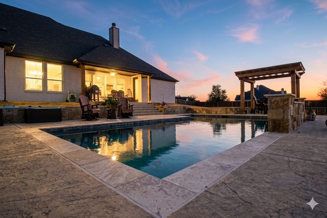 820 Dove Meadow Trail, Waxahachie, TX 75167