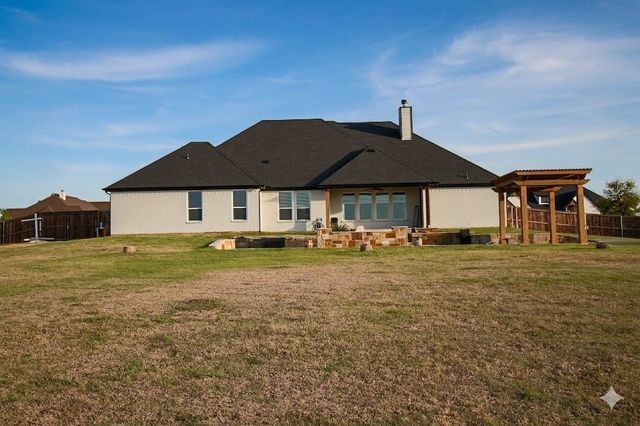 820 Dove Meadow Trail, Waxahachie, TX 75167