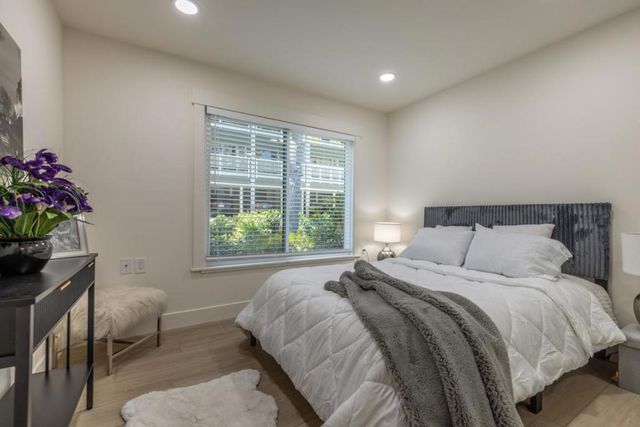 1201 Running springs Road 4, Walnut Creek, CA 94595