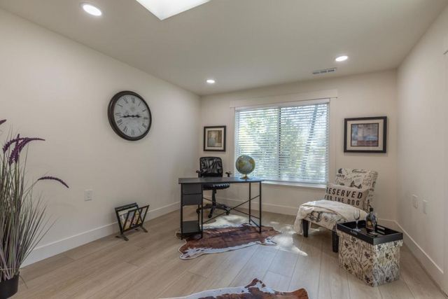 1201 Running springs Road 4, Walnut Creek, CA 94595