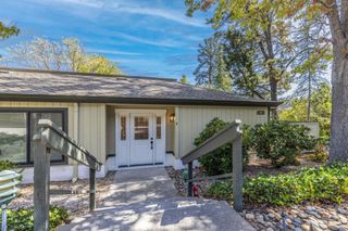 1201 Running springs Road 4, Walnut Creek, CA 94595