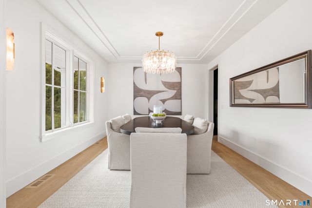 24 Oak Grove Place, New Canaan, CT 06840