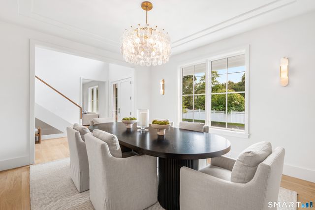 24 Oak Grove Place, New Canaan, CT 06840