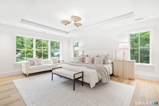 24 Oak Grove Place, New Canaan, CT 06840