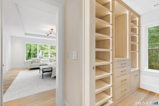 24 Oak Grove Place, New Canaan, CT 06840