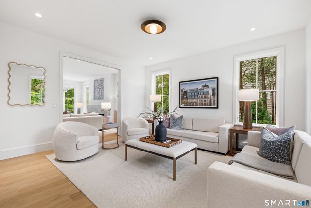 24 Oak Grove Place, New Canaan, CT 06840