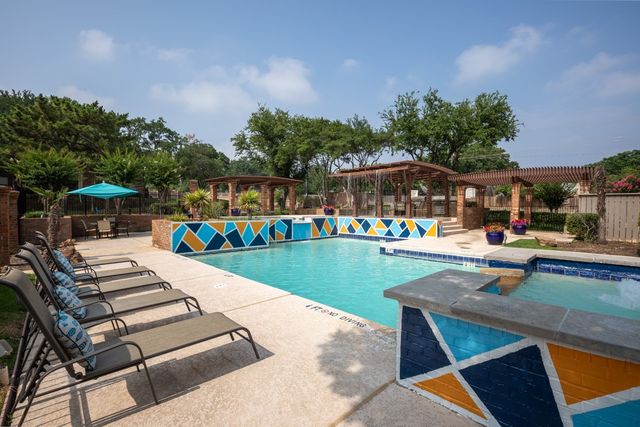 1800 Fuller Wiser Road, Euless, TX 76039