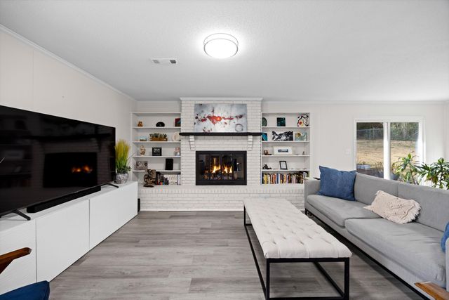 6502 Pine Manor Drive, Chattanooga, TN 37421