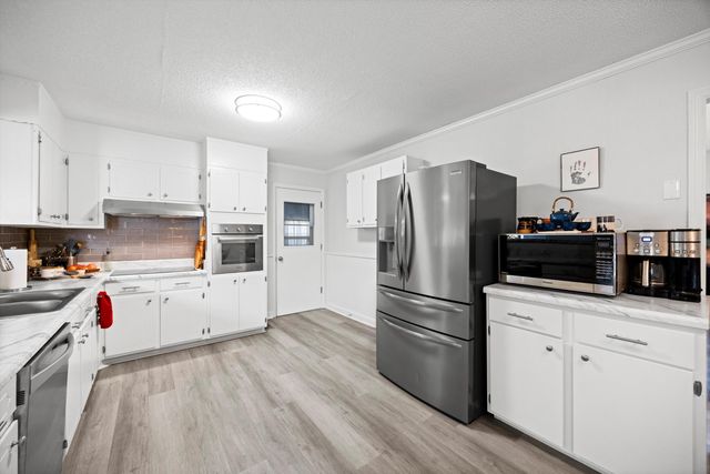 6502 Pine Manor Drive, Chattanooga, TN 37421