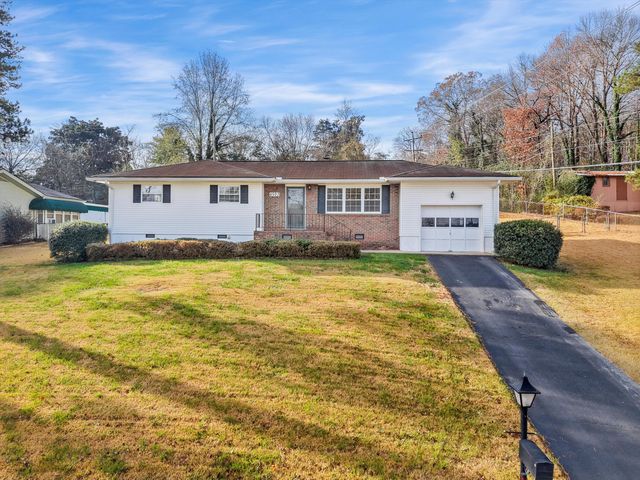 6502 Pine Manor Drive, Chattanooga, TN 37421