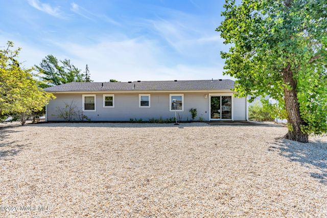 121 Stillwater Road, Barnegat, NJ 08005