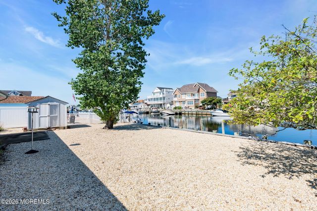 121 Stillwater Road, Barnegat, NJ 08005