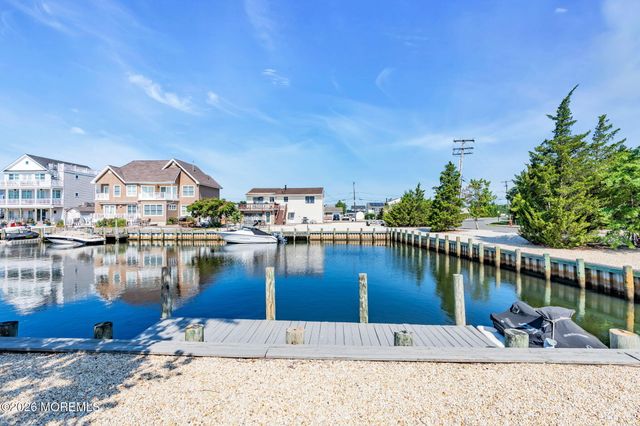 121 Stillwater Road, Barnegat, NJ 08005