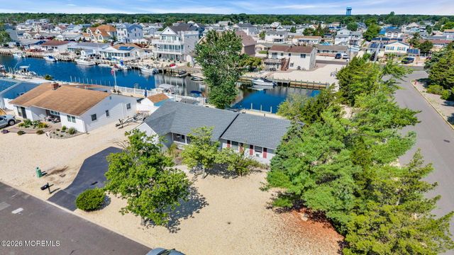 121 Stillwater Road, Barnegat, NJ 08005