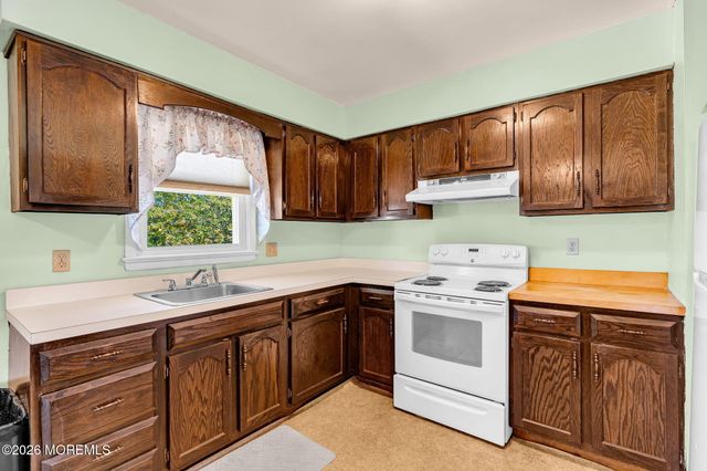 121 Stillwater Road, Barnegat, NJ 08005