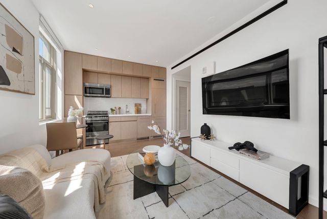 43 Westland Ave 510, Boston, MA 02115