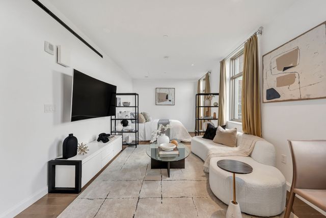 43 Westland Ave 510, Boston, MA 02115