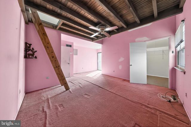 3 DUNNING CT, New Castle, DE 19720