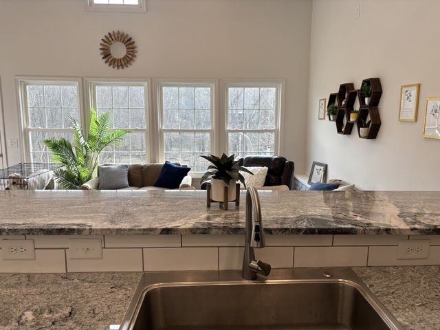 240 Fredonia Rd, Manchester, TN 37355