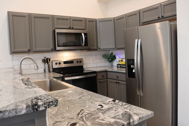 240 Fredonia Rd, Manchester, TN 37355