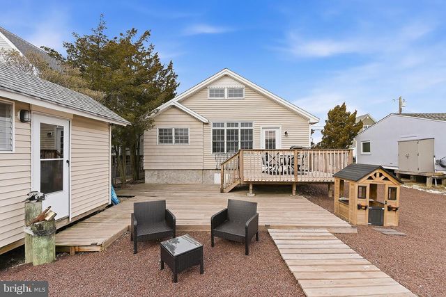 81 DOLPHIN ROAD, Tuckerton, NJ 08087