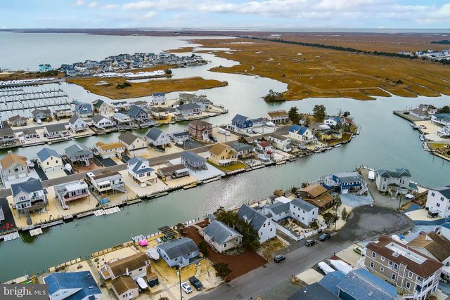 81 DOLPHIN ROAD, Tuckerton, NJ 08087