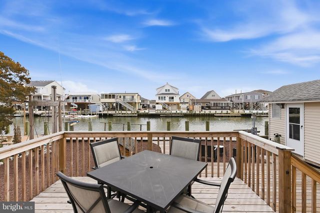 81 DOLPHIN ROAD, Tuckerton, NJ 08087