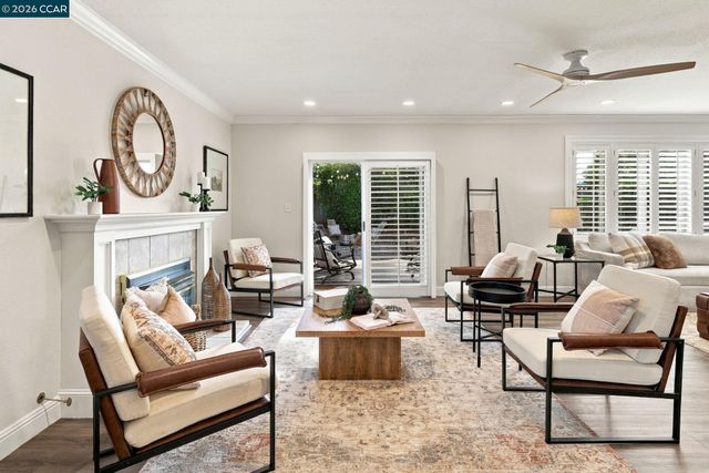 3912 Elkwood Ct, Concord, CA 94519