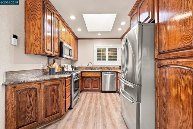 3912 Elkwood Ct, Concord, CA 94519